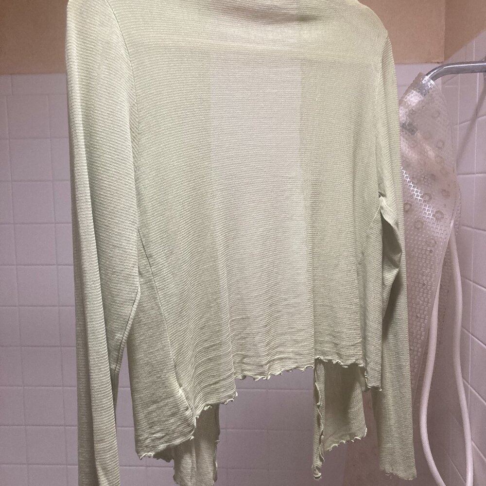 Lightweight wrap